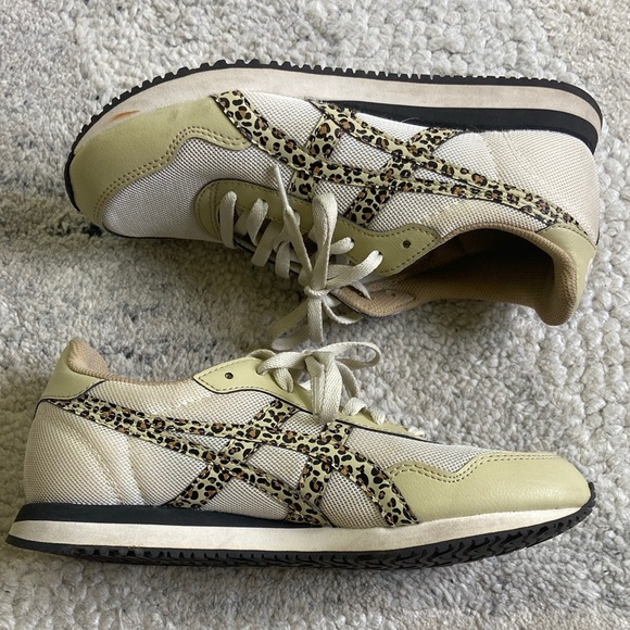 ASICS Tiger Runner Birch/Sand Sneakers - Picture 6 of 10